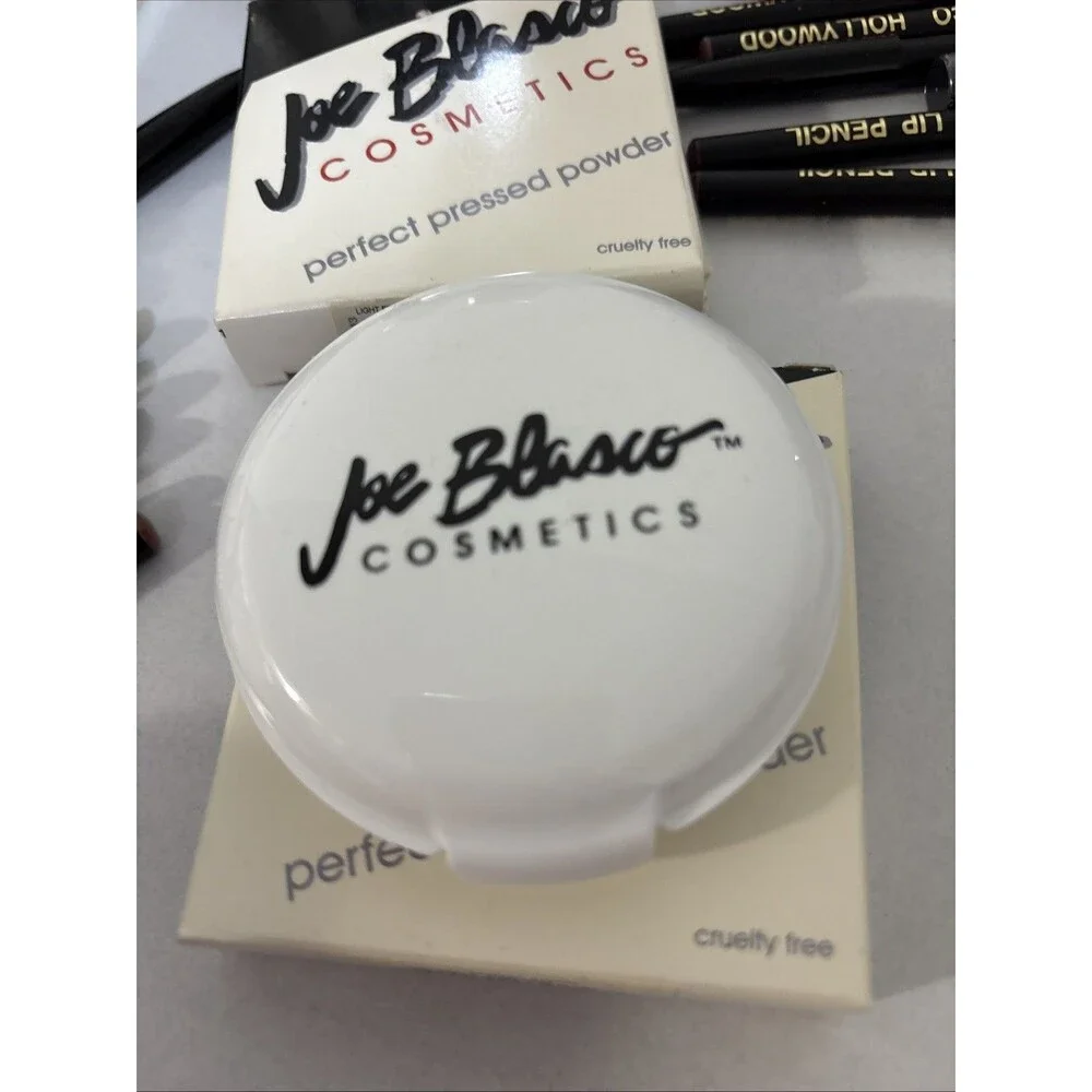 Joe Blasco Perfect Pressed Powder‎ - Perfect Pressed Powder Light Finish .635 oz